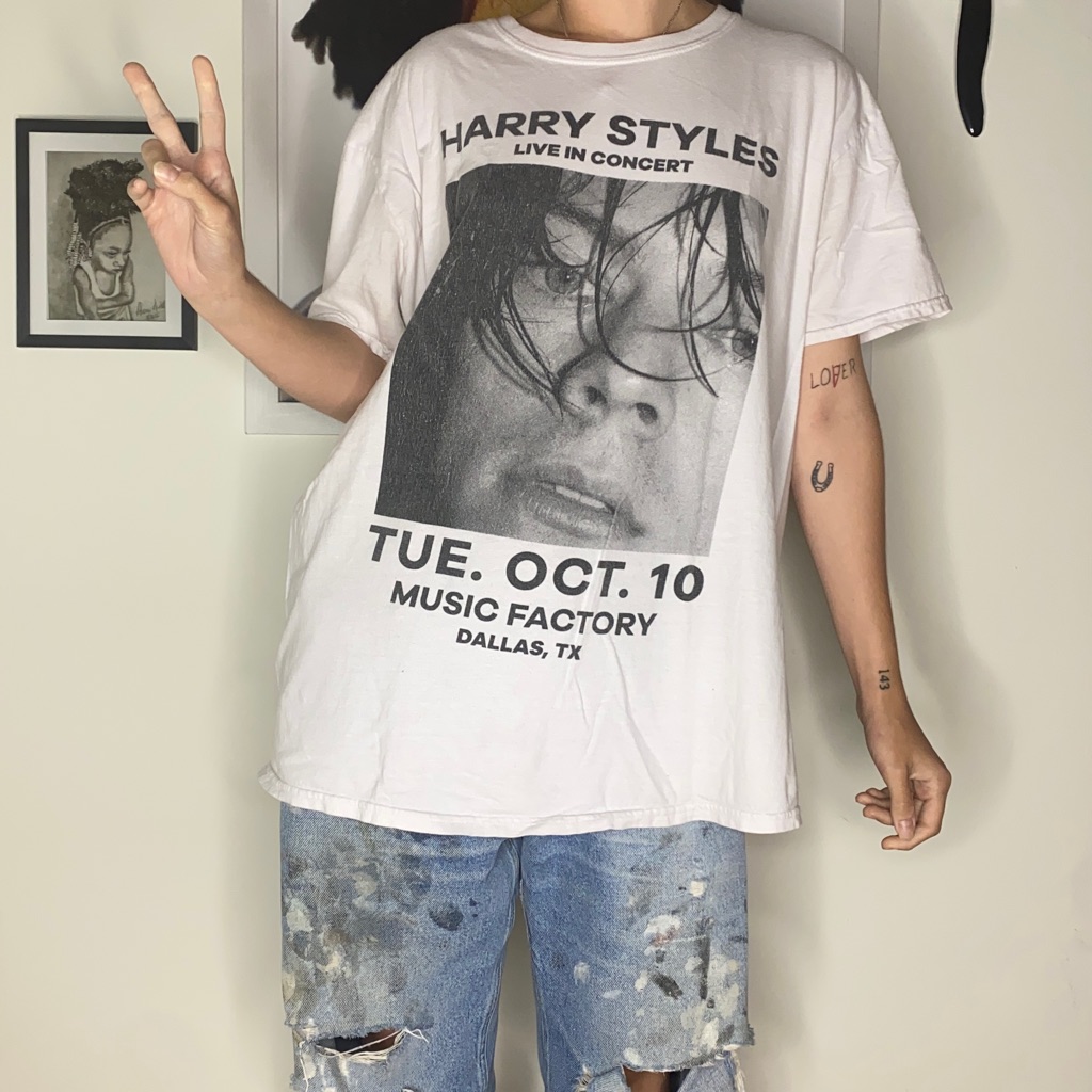 Genuine Harry Styles 2018 Live In Concert Tee